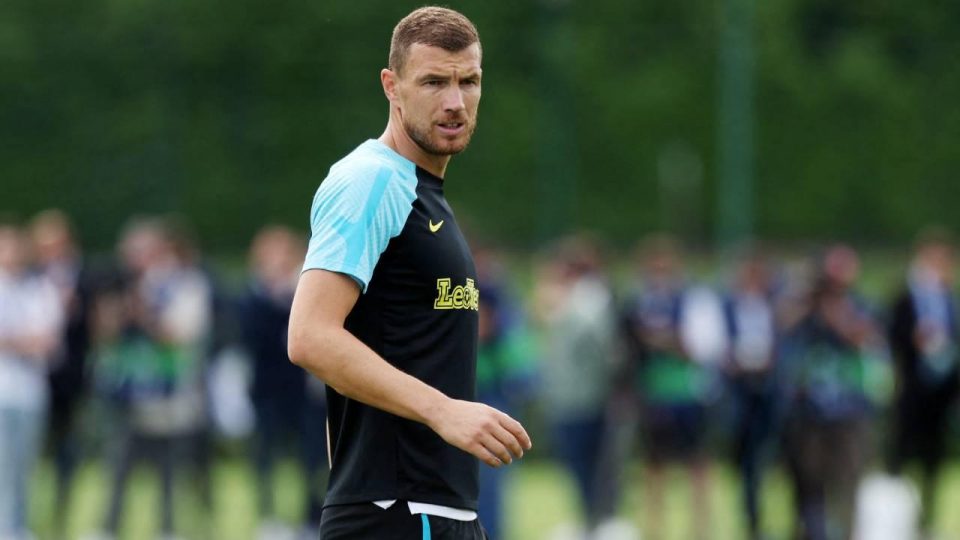 Fenerbahçe Dzeko’yu istiyor